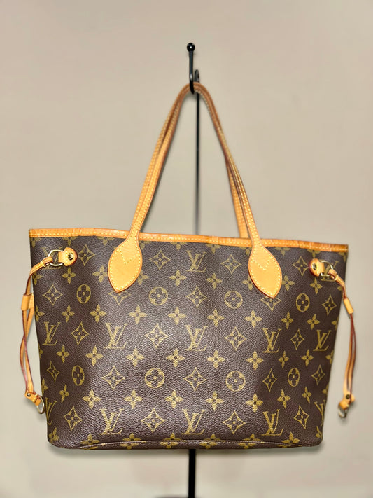 Louis Vuitton Monogram Neverfull Shoulder Bag