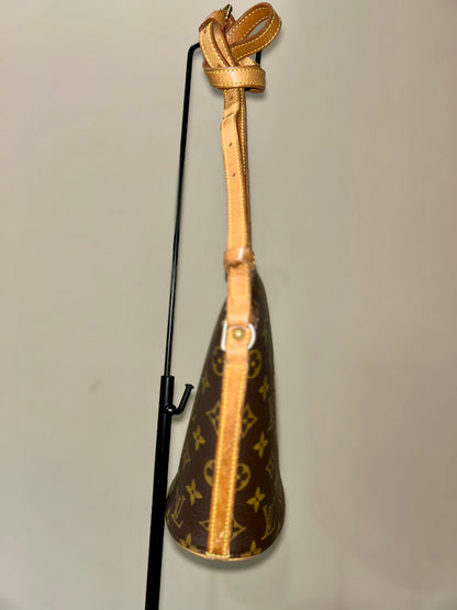 Louis Vuitton Monogram Drouot Shoulder Bag – Vintage 2004
