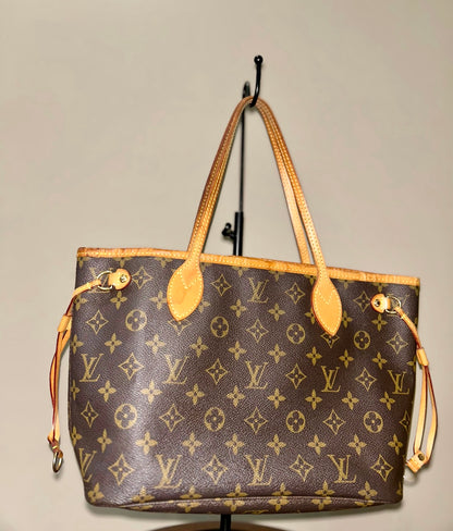 Louis Vuitton Monogram Neverfull Shoulder Bag (Authentic, 2009)