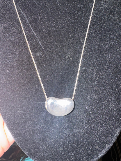 Tiffany & Co. Elsa Peretti® Large Bean Necklace – Sterling Silver