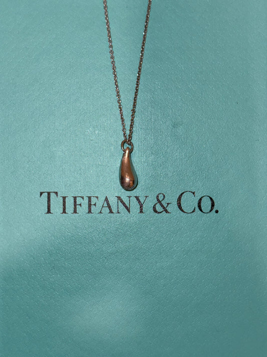Tiffany & Co. Elsa Peretti Teardrop Necklace – Sterling Silver